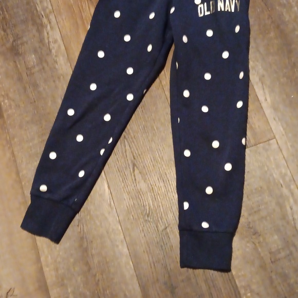Old Navy sweats - Picture 3 of 5